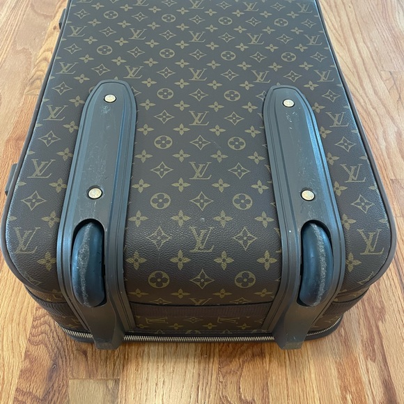 For Sale! Louis Vuitton Pegase 55 carryon suitcase. - Picture 7 of 15